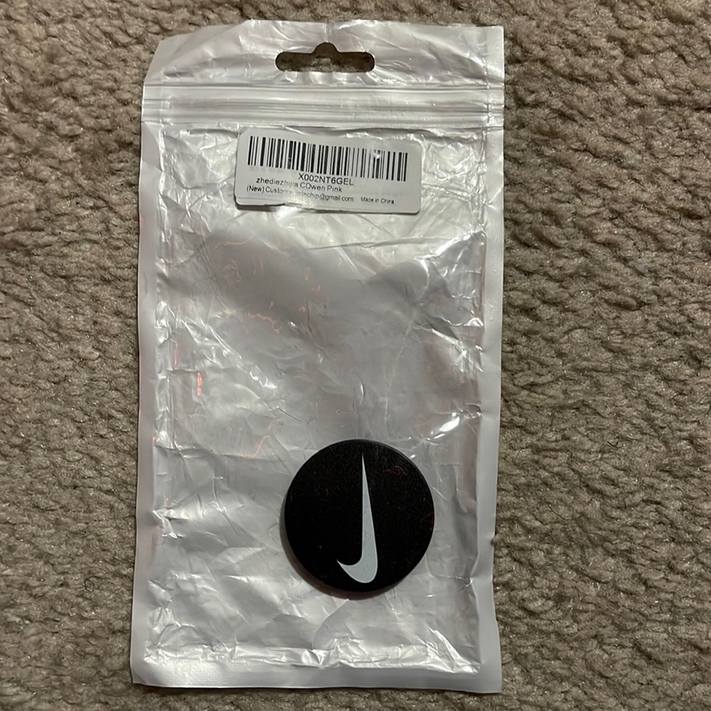Nike pop socket